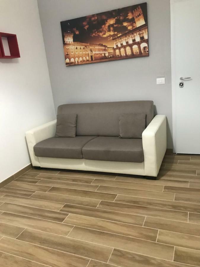 Santa Croce,14 Apartments ボローニャ エクステリア 写真